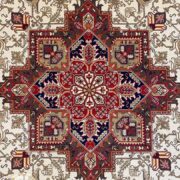 فرش ماشینی طرح سنتی و دستباف زمینه کرم کد 8009