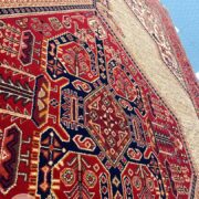 فرش ماشینی طرح سنتی و دستباف زمینه کرم کد 8014